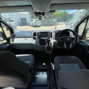 12-seat-5